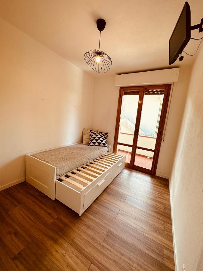 Jo's House * Calambrone